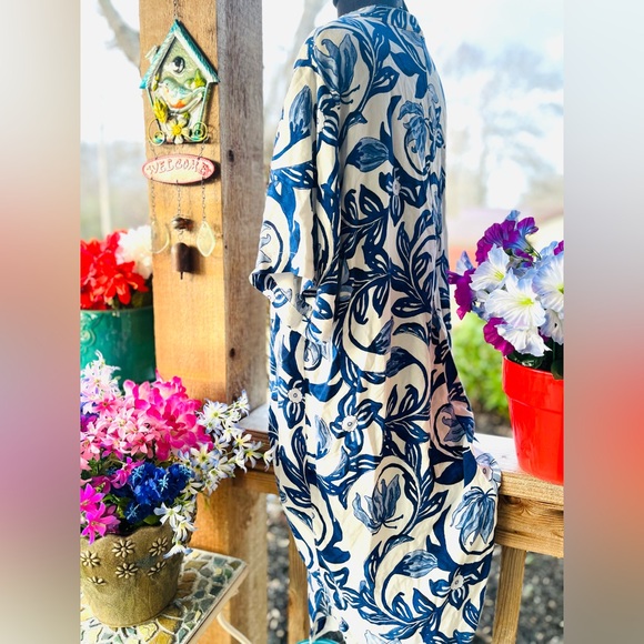 H&M Blue & White Print Loose Wide Sleeve Split Neck Loose Fit Tunic Dress XL - Picture 4 of 9